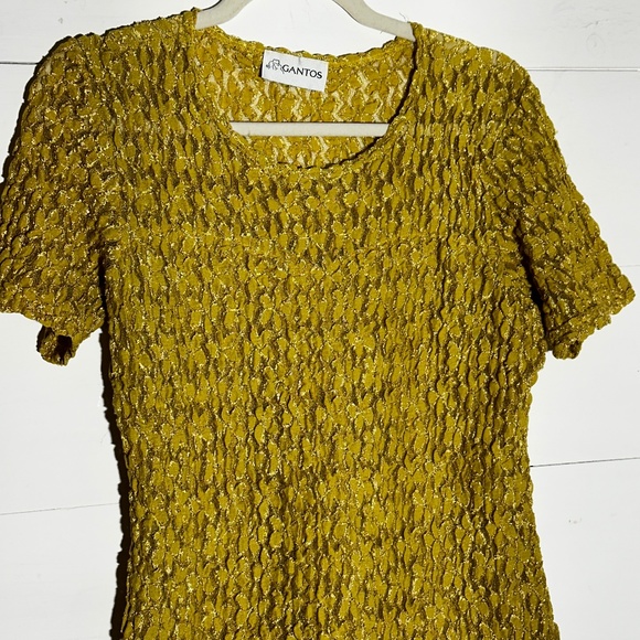 VINTAGE 90's Short Sleeve Top with Heart Shaped Bodice - Picture 1 of 3